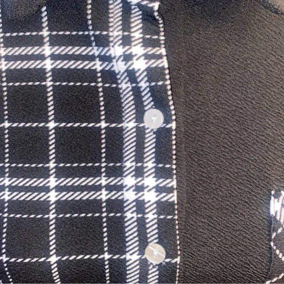 SHEIN Women’s M Oversized Color Block Black & White Plaid Button Down Shirt - Picture 4 of 12